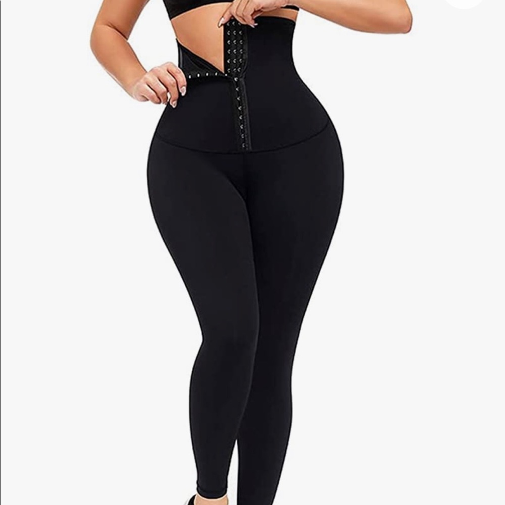 High Waisted Workout Compression Leggings Size: L